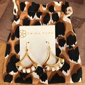 NWT Trina Turk gold drop bead earrings